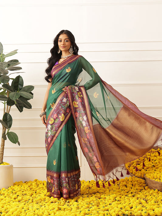 Women's Soft Muga Silk Solid Saree With Printed Border & Unstitched Blouse Piece
