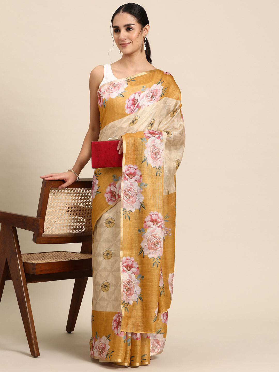 Women's Cotton Blend Floral Print Saree