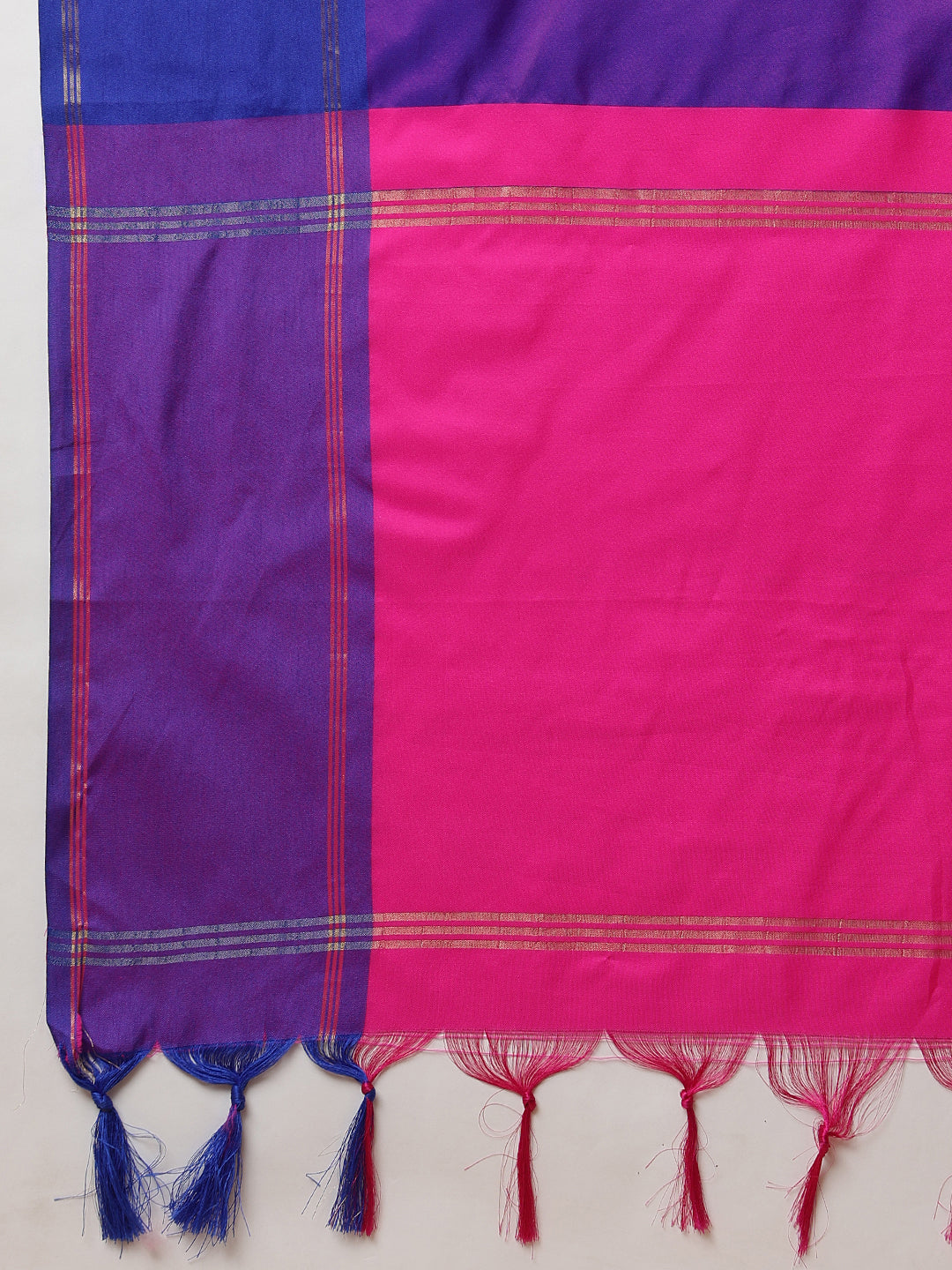 Women's Arani Pattu Soft Silk Upada Solid Ready to Wear Saree