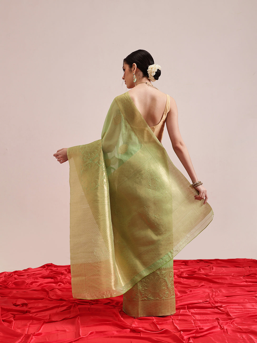 Women's Cotton Blend  Jamdani Saree with Unstiched Blouse Piece