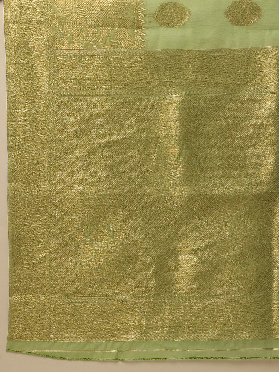 Women's Cotton Blend  Jamdani Saree with Unstiched Blouse Piece