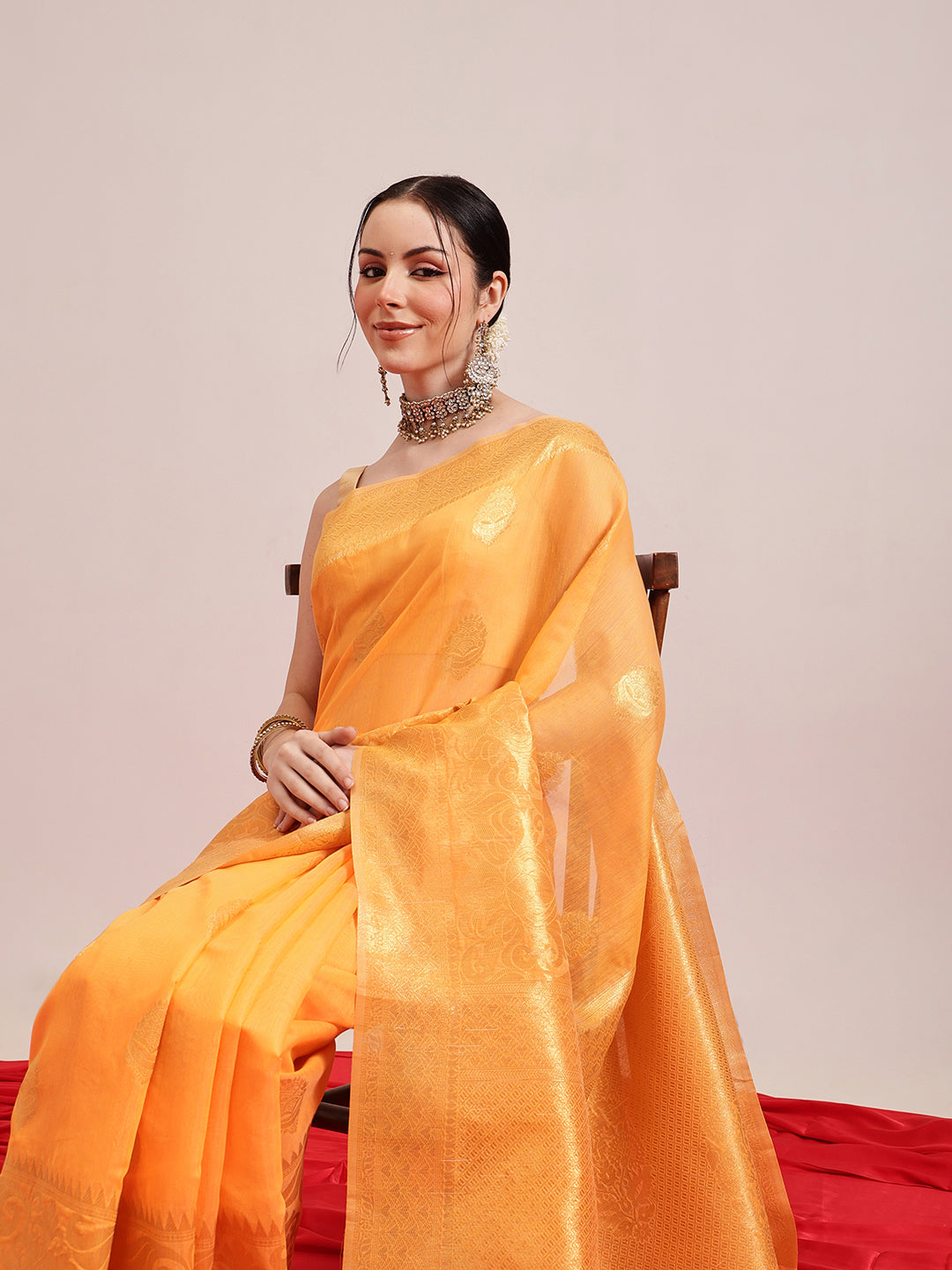 Women's Cotton Blend  Jamdani Saree with Unstitched Blouse Piece