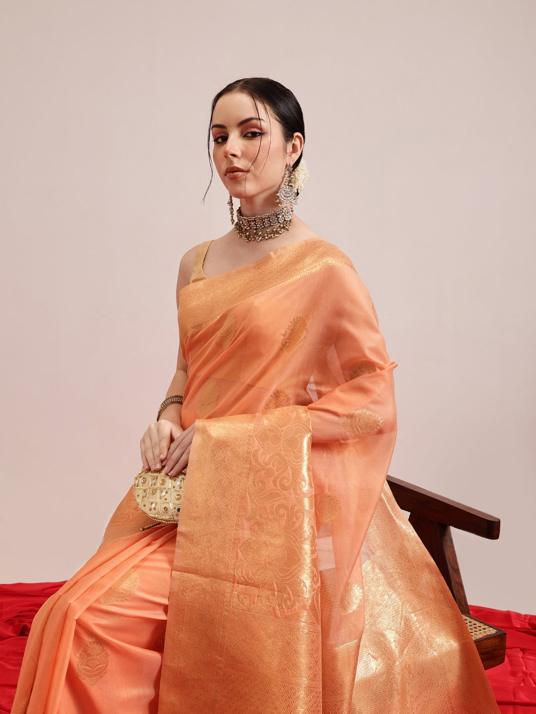 Women's Cotton Blend  Jamdani Saree with Unstitched Blouse Piece