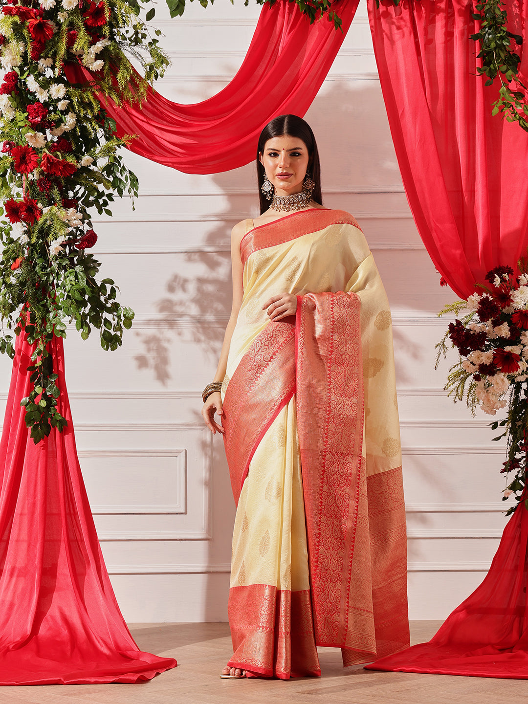 Women's Kanjiwaram Silk Woven Saree