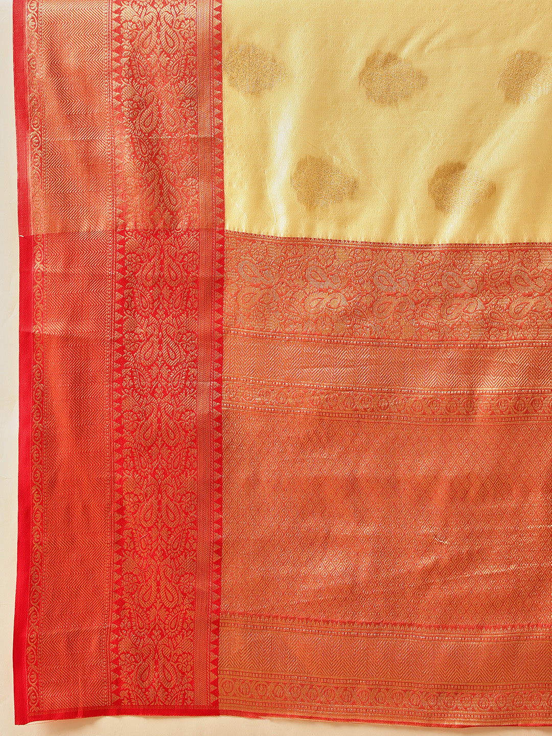 Women's Kanjiwaram Silk Woven Saree