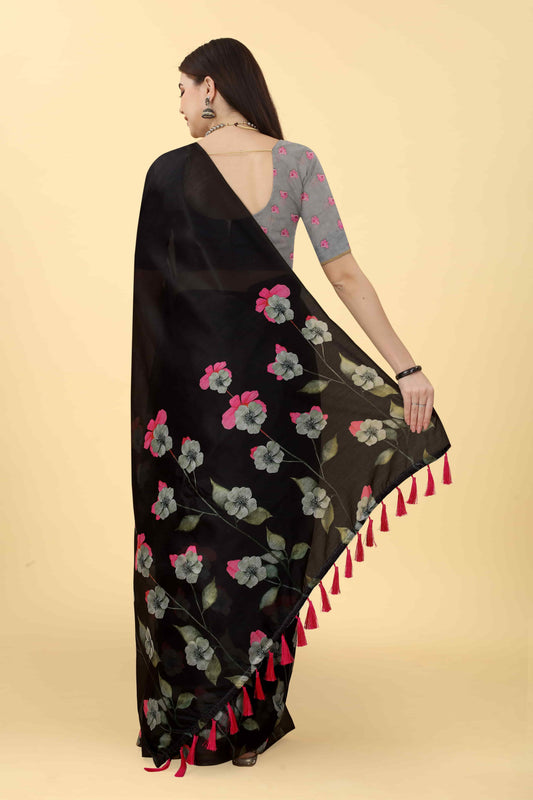Women's Floral Digital Printed Saree