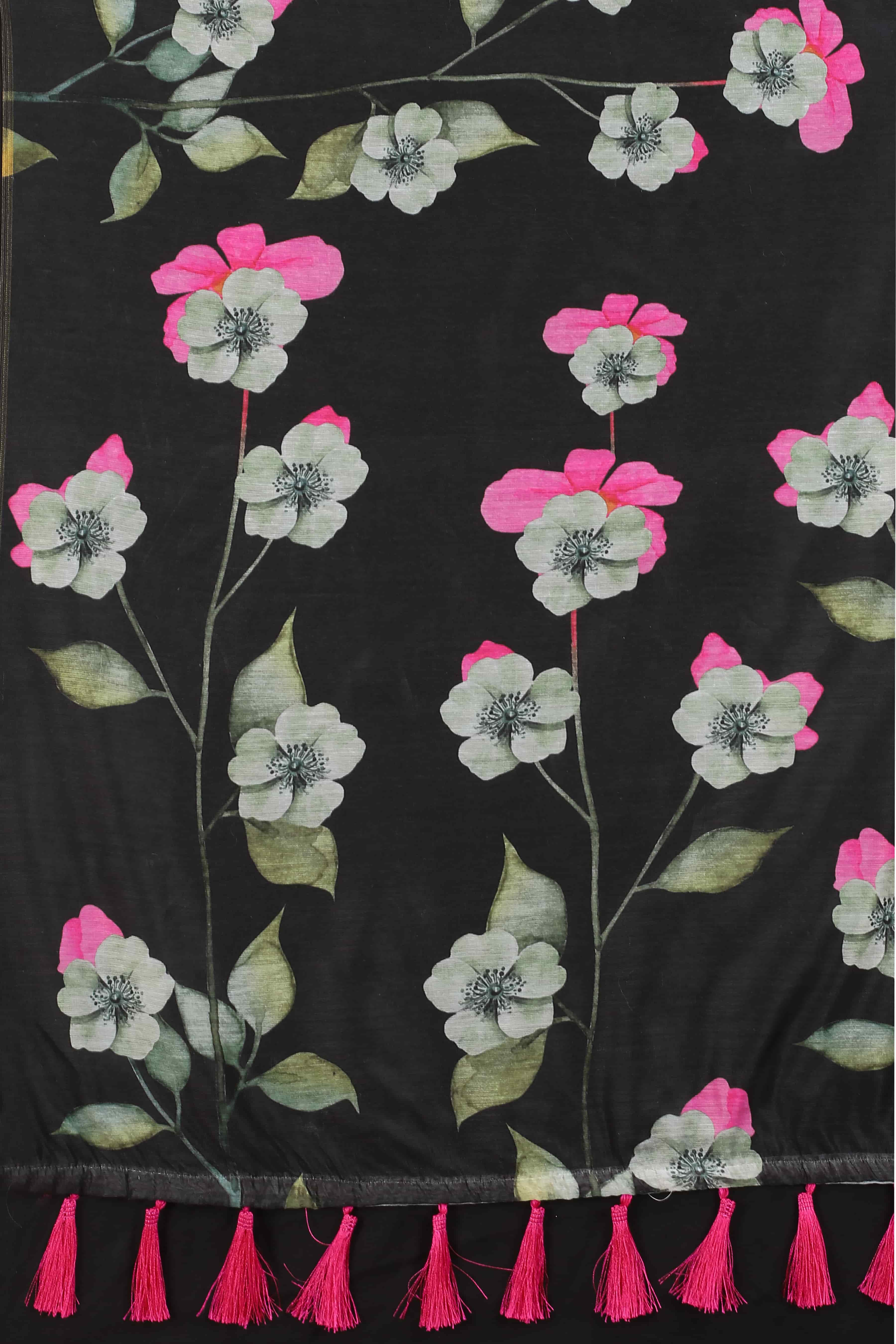 Women's Floral Digital Printed Saree