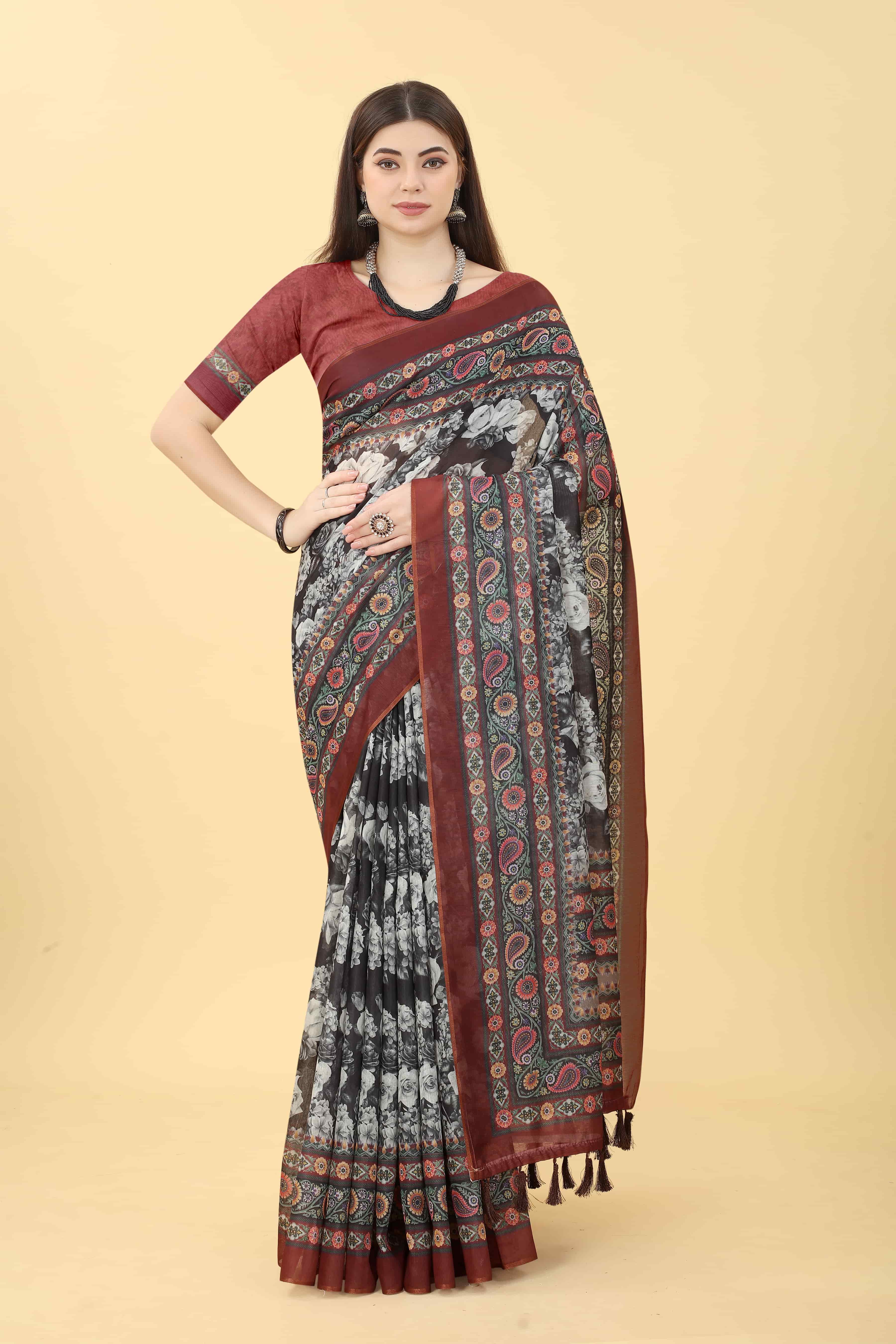 Women's Floral Digital Printed Saree