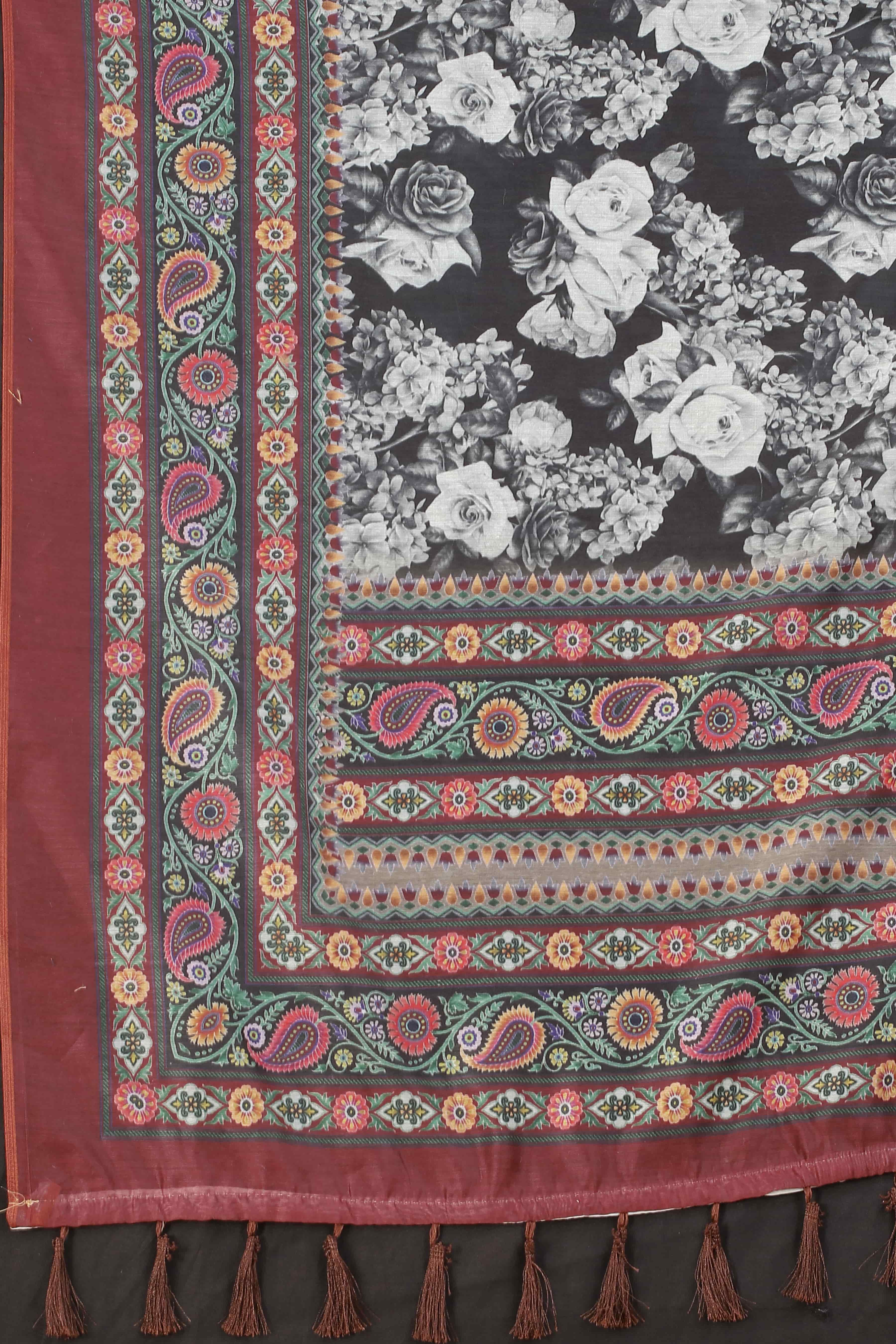 Women's Floral Digital Printed Saree