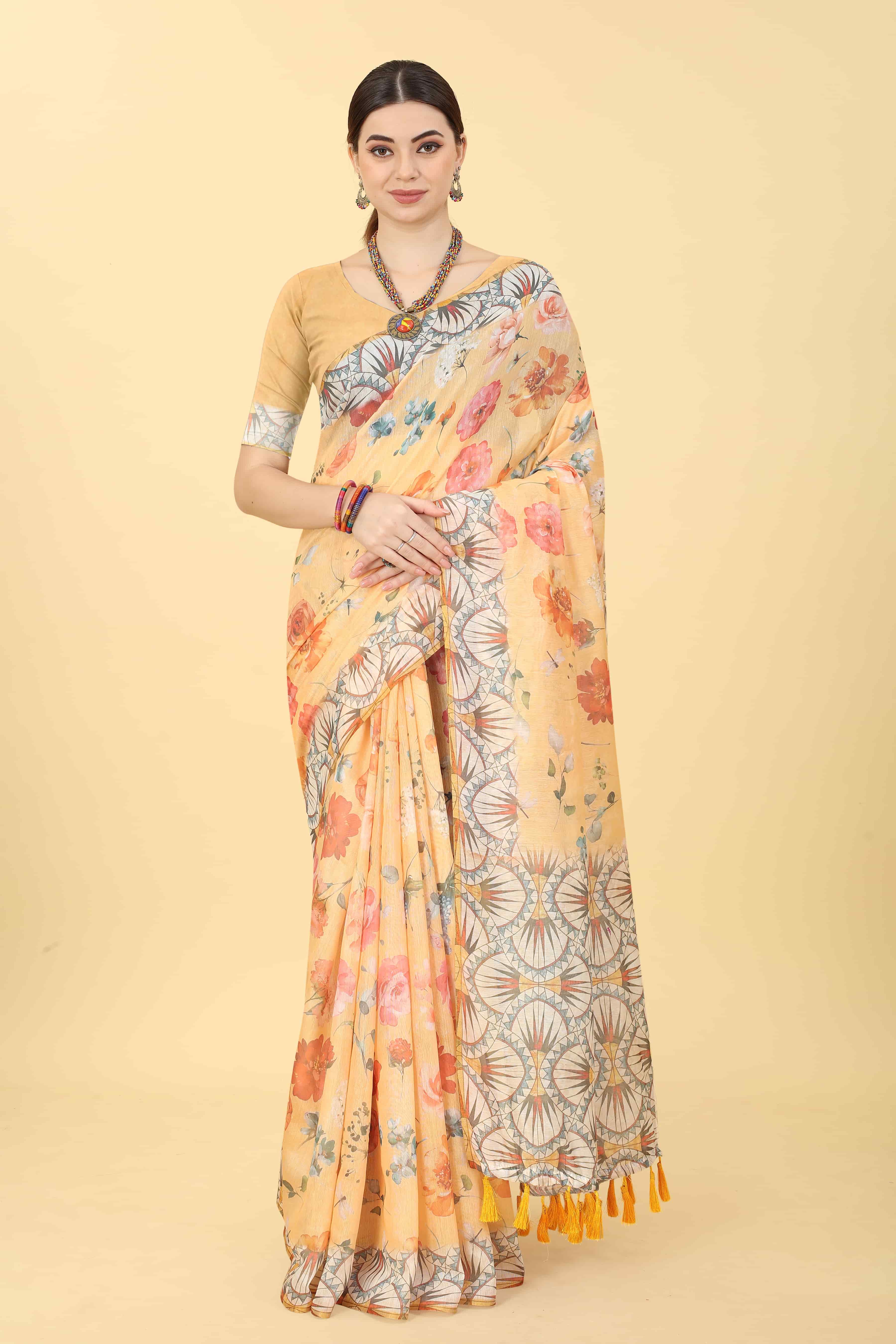 Women's Floral Digital Printed Saree