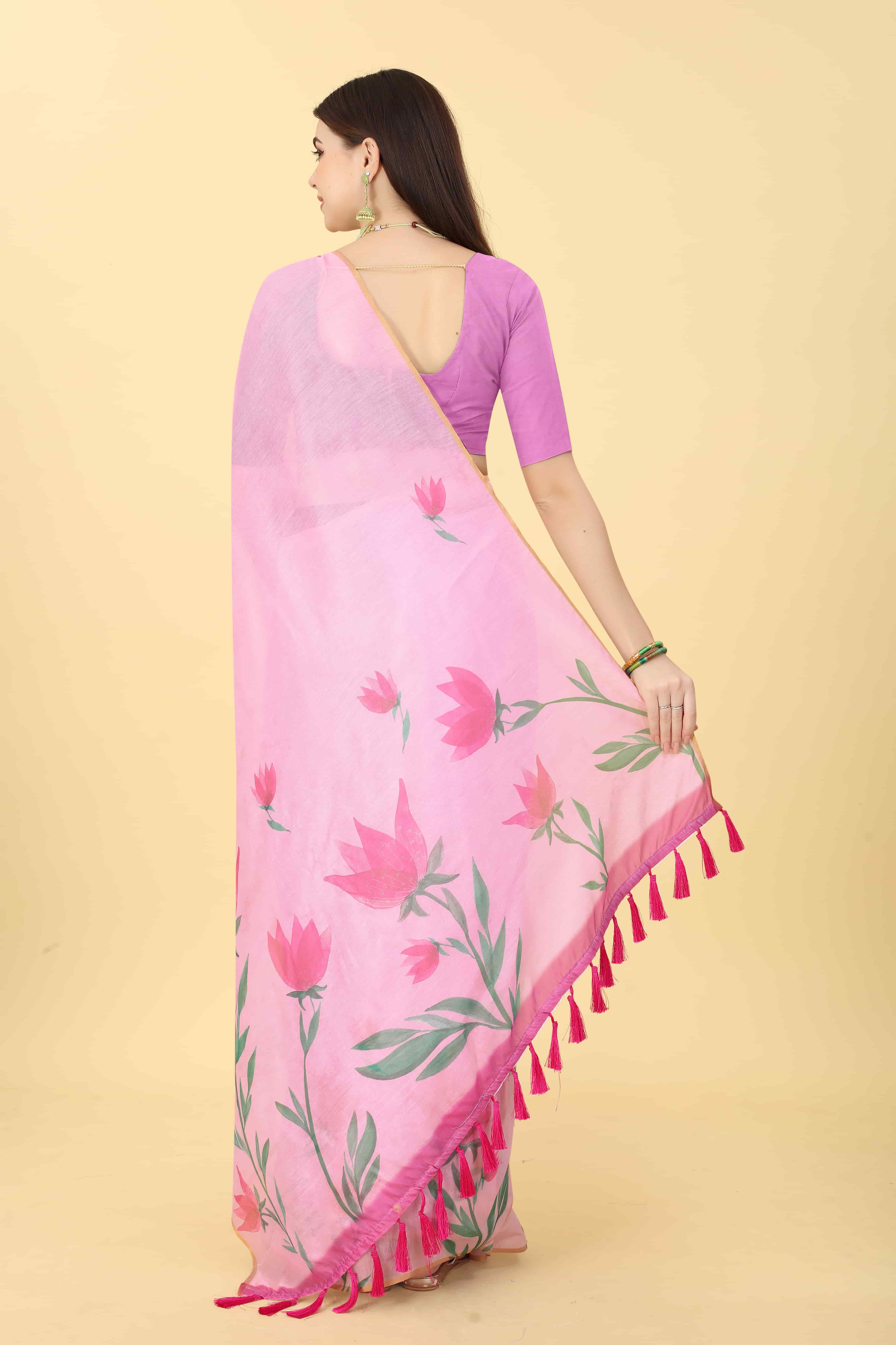Women's Floral Digital Printed Saree