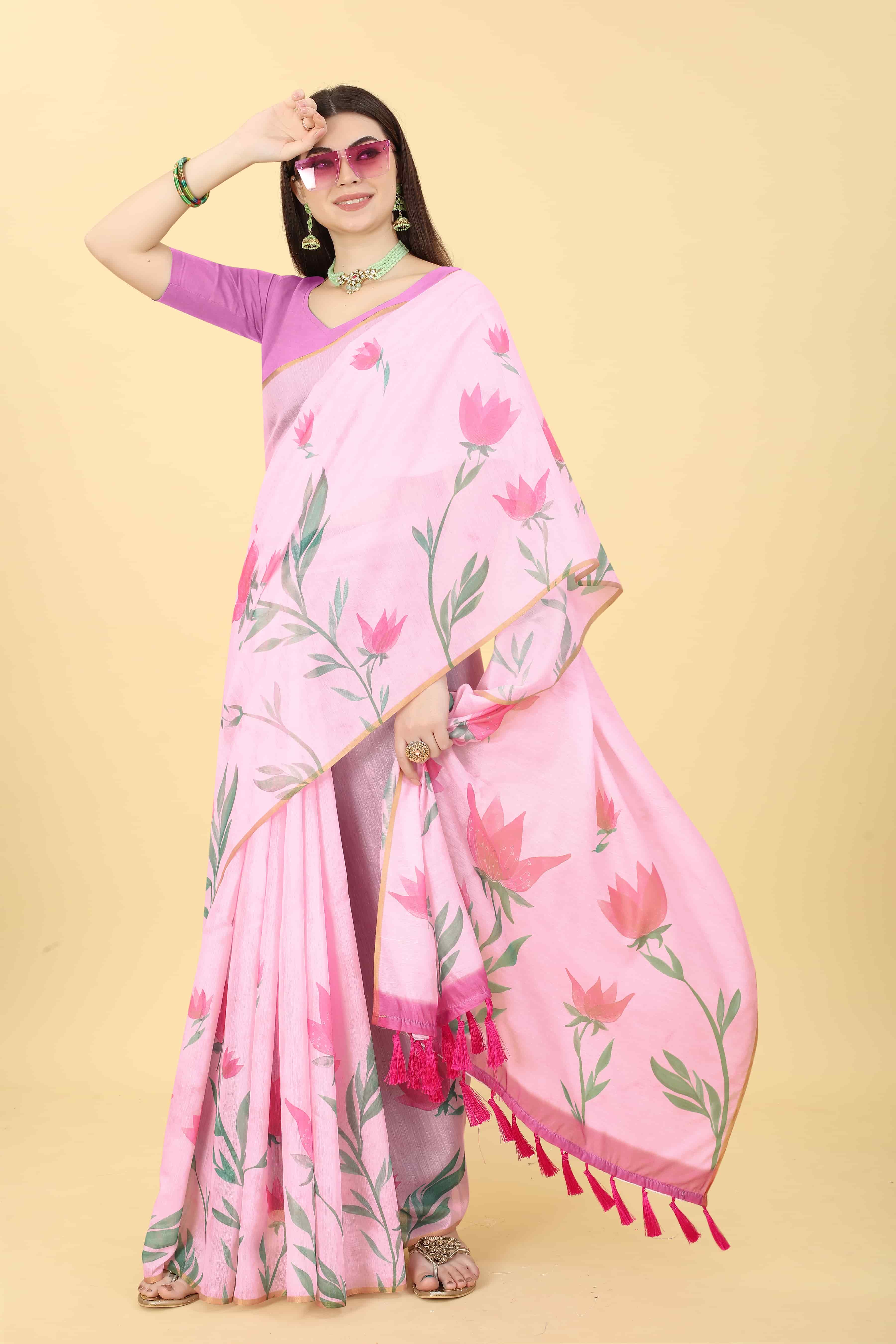 Women's Floral Digital Printed Saree