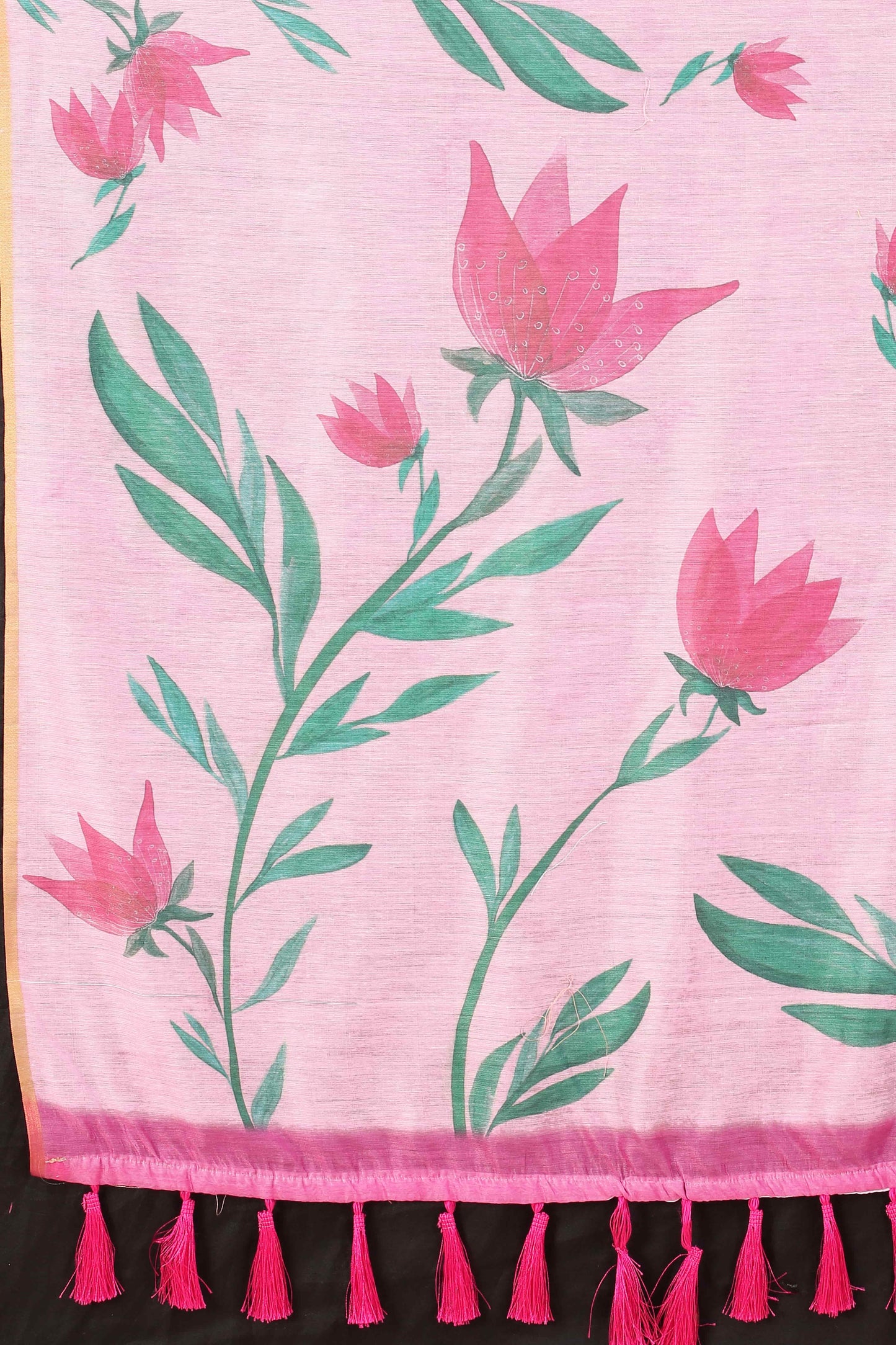 Women's Floral Digital Printed Saree