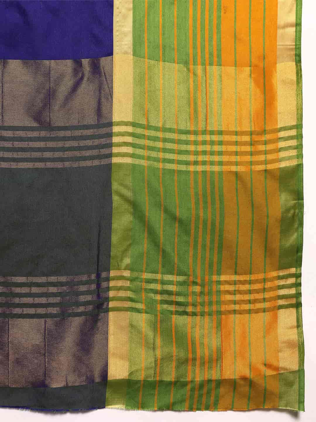 Women's Pattu Silk Saree With Zari Work