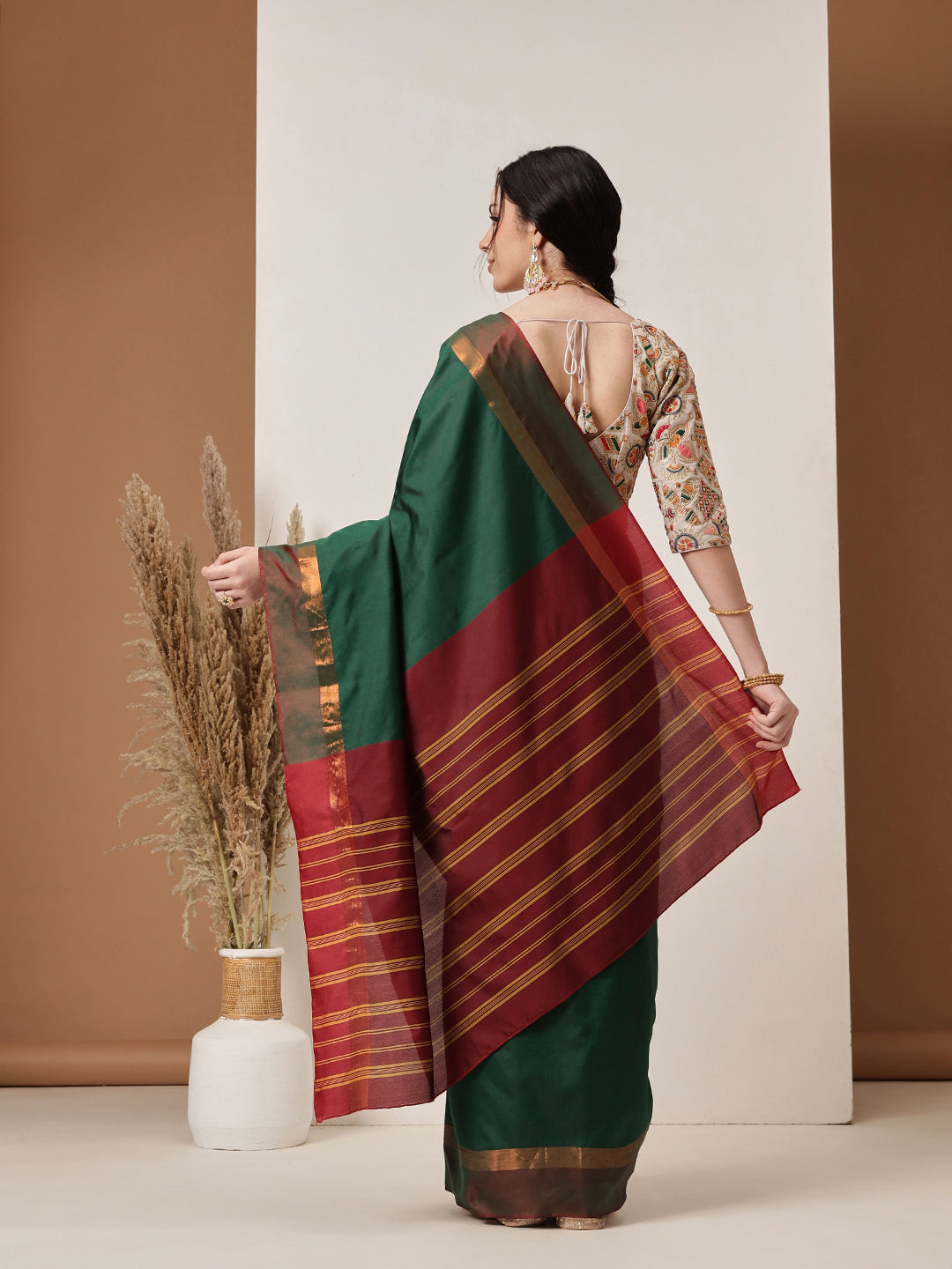 Banarasi Art Silk Uppada Pattu Solid Green Saree