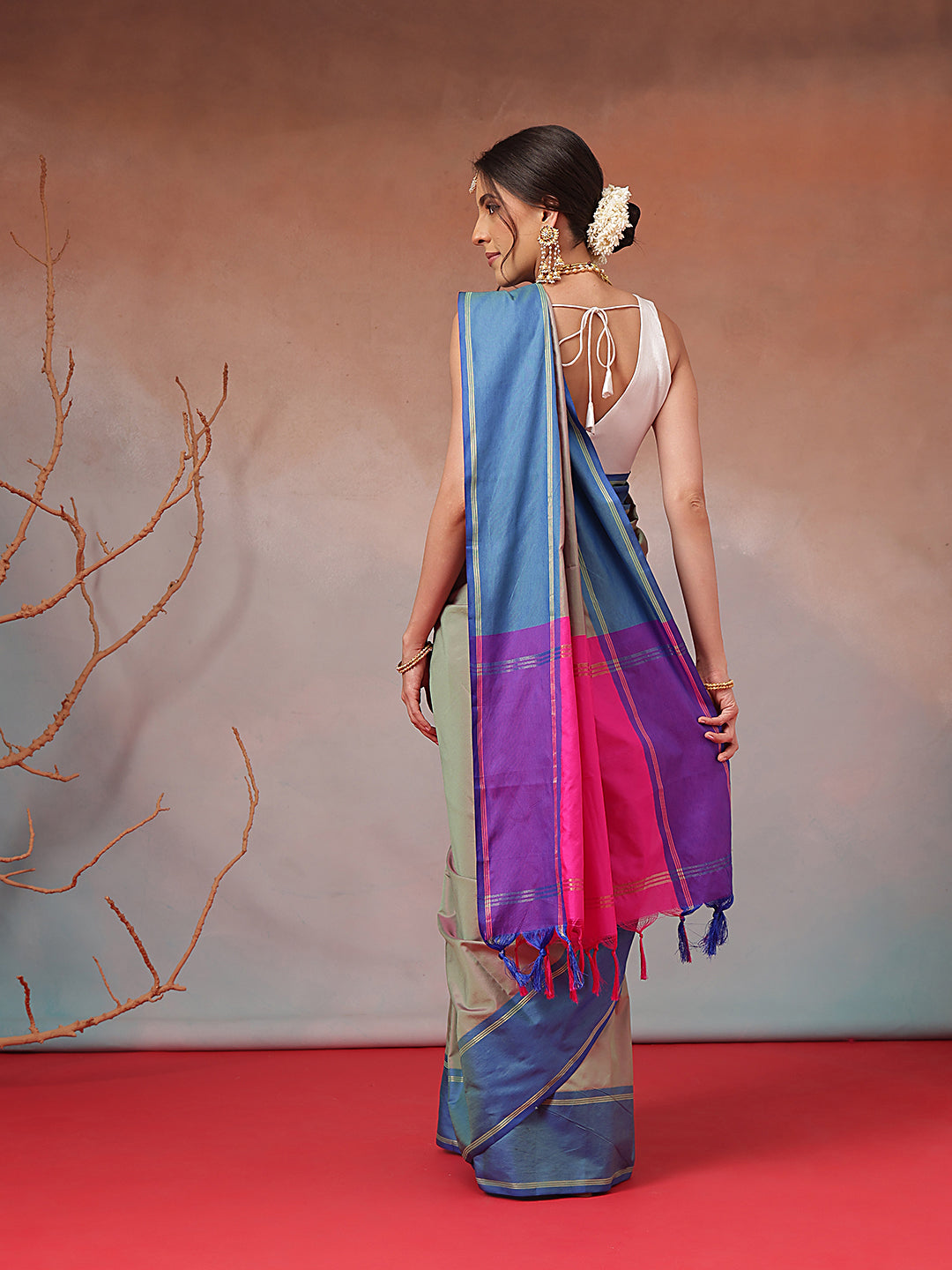 Daily Wear Banarasi Art Silk Uppada Pattu Solid Arani Saree