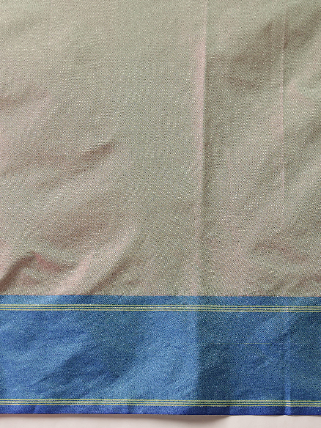 Daily Wear Banarasi Art Silk Uppada Pattu Solid Arani Saree