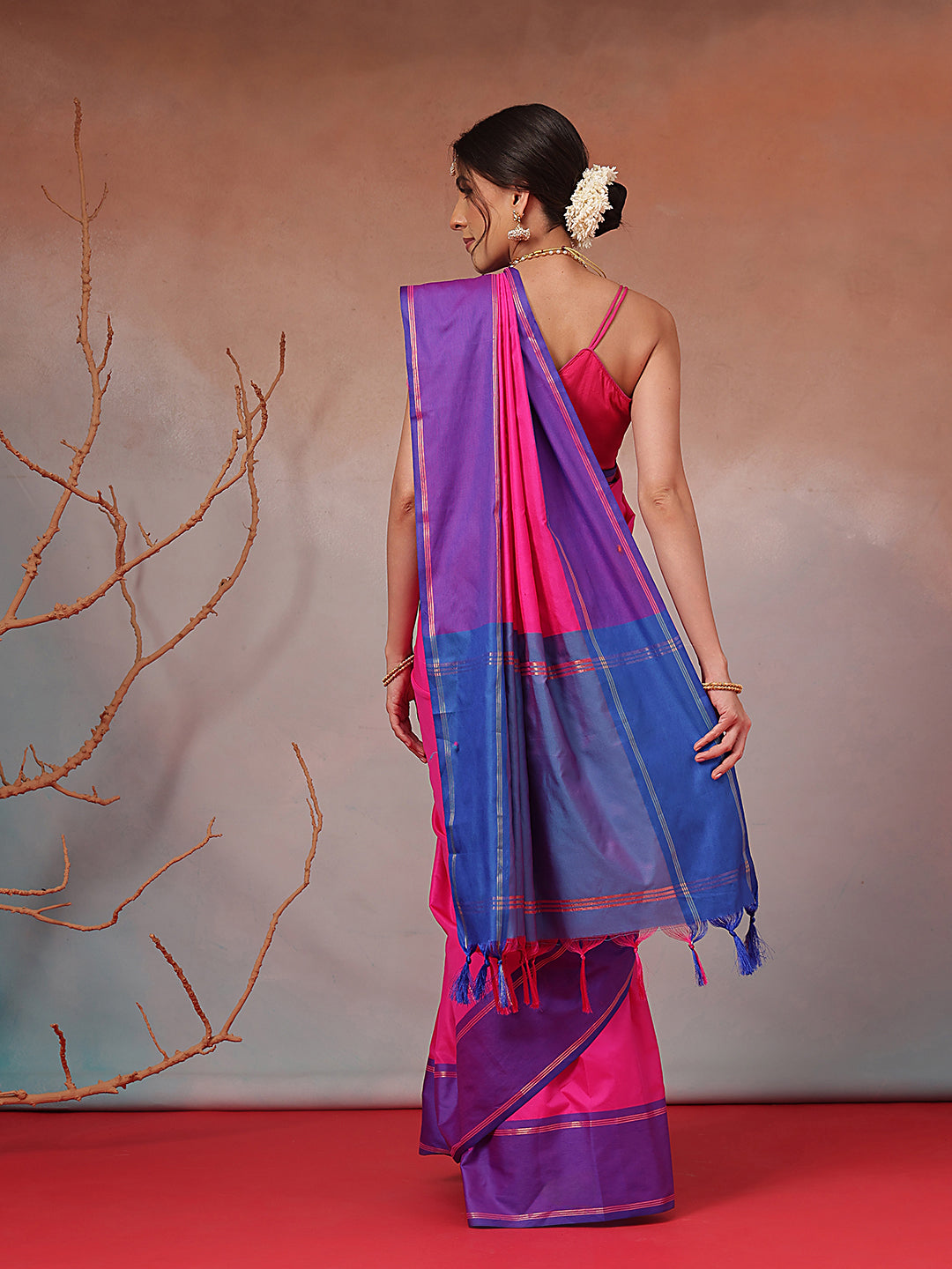 Daily Wear Banarasi Art Silk Uppada Pattu Solid Arani Saree