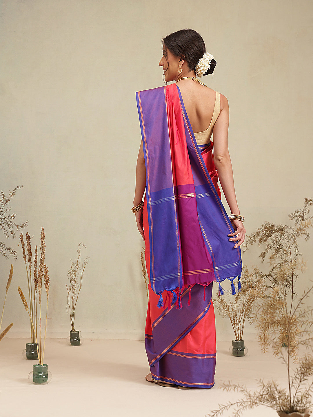Daily Wear Banarasi Art Silk Uppada Pattu Solid Arani Saree