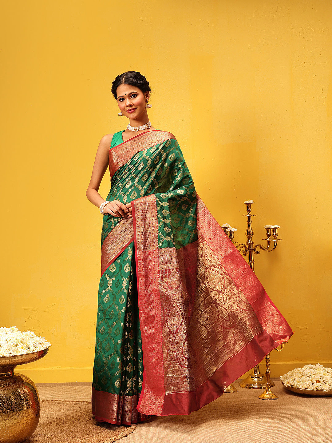 Banarasi Soft Silk Jal Design Saree with Contrast Border and Pallu