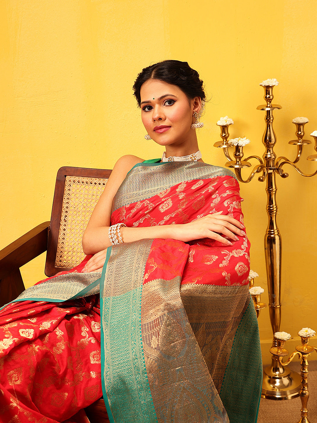 Banarasi Soft Silk Jal Design Saree with Contrast Border and Pallu