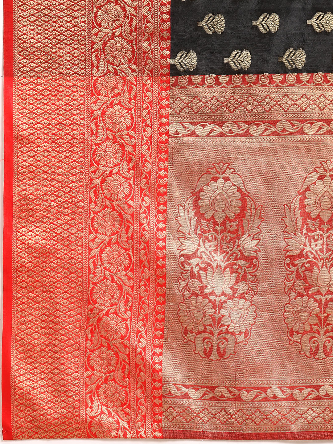 Women's Kanjiwaram Silk Woven Saree