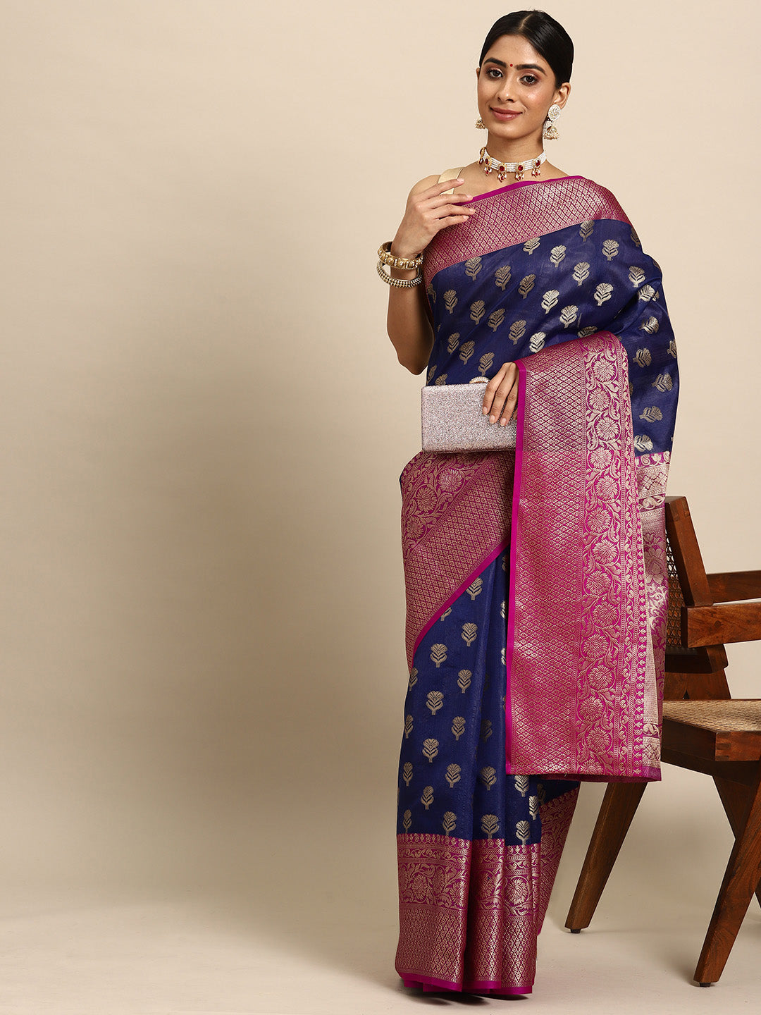Women's Kanjiwaram Silk Woven Saree