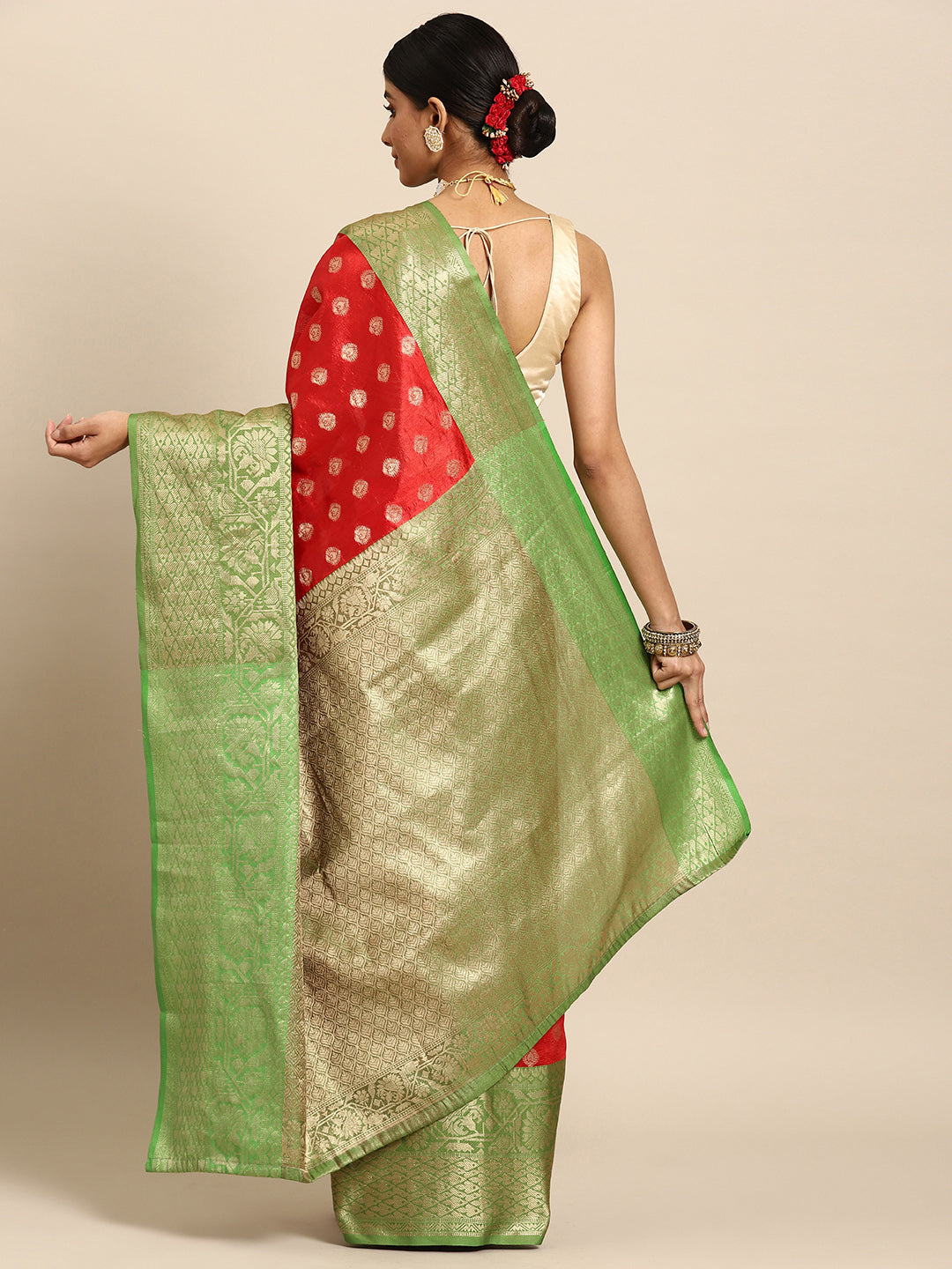 Women's Kanjiwaram Silk Woven Saree
