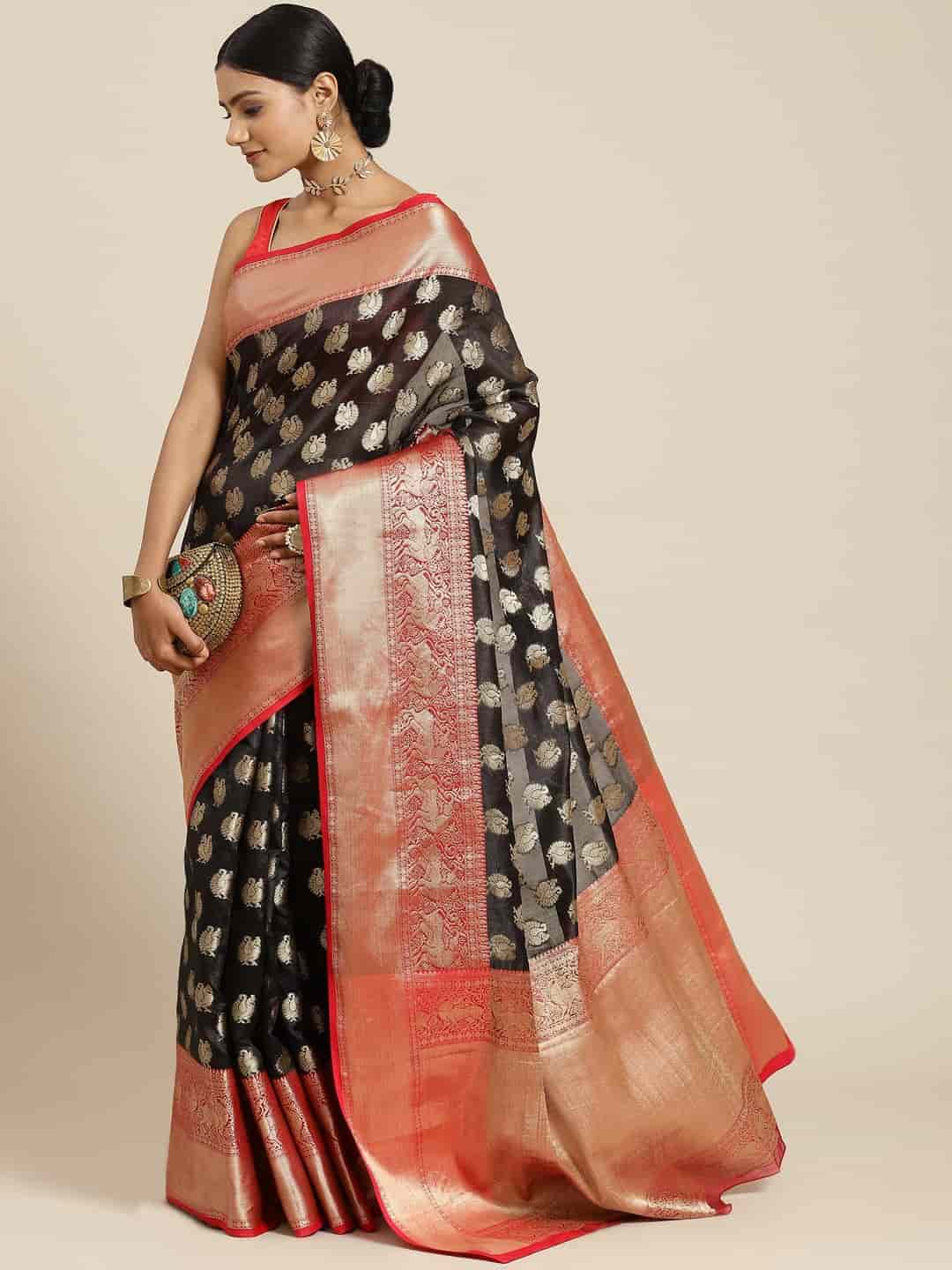 Women's Kanjiwaram Silk Woven Saree