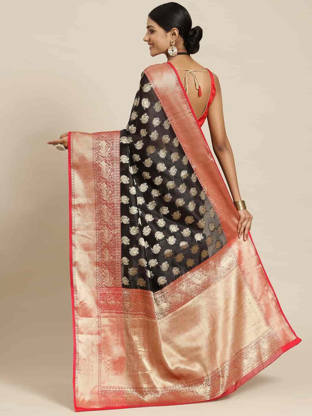 Women's Kanjiwaram Silk Woven Saree