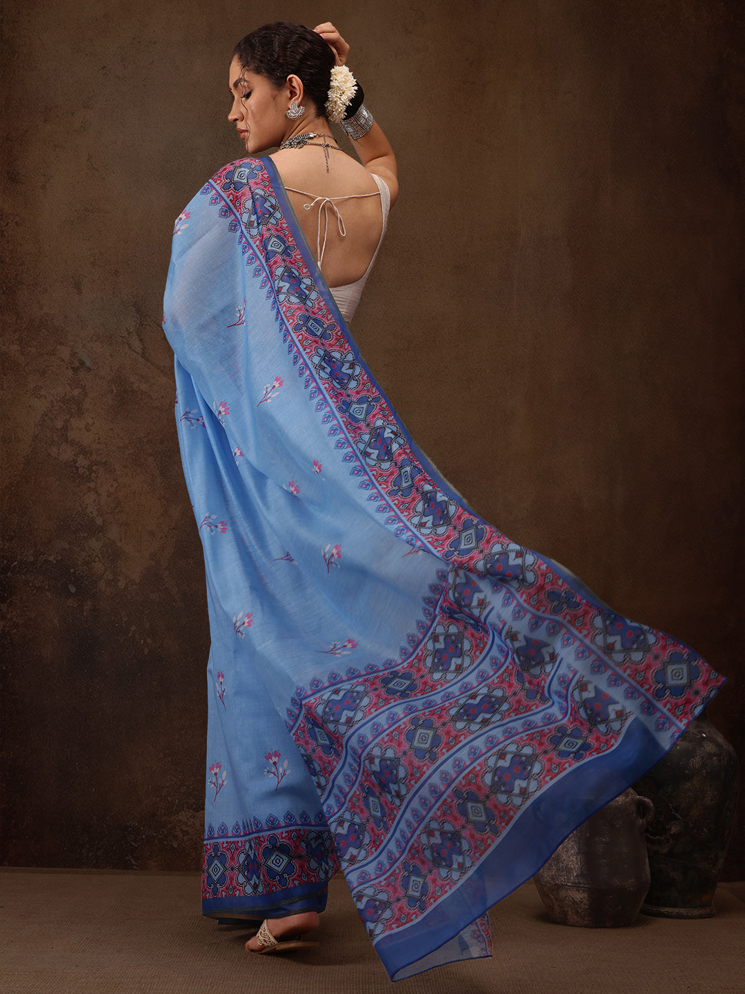 Floral Printed Cotton Blend Saree