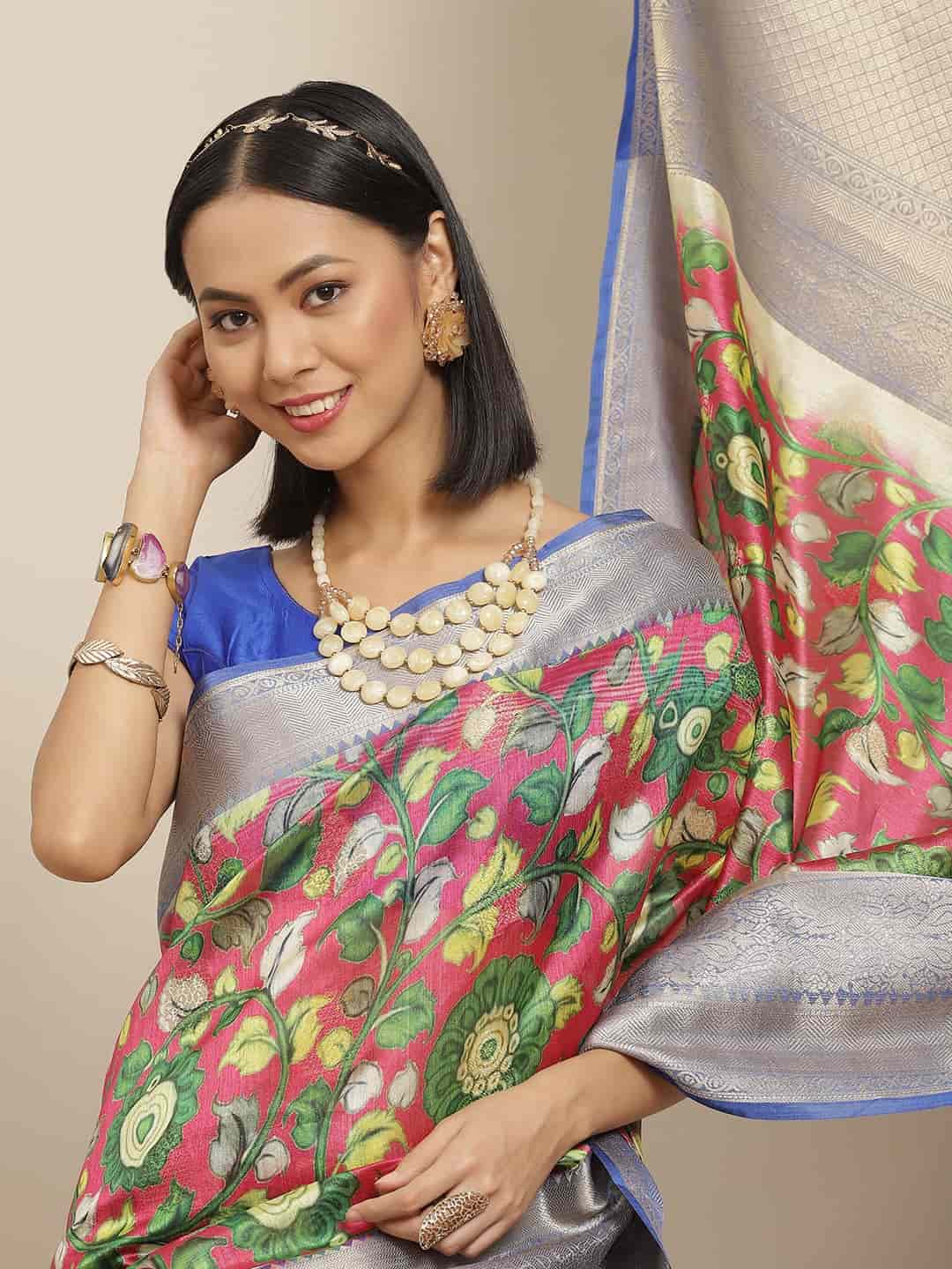 Women's Digital Printed Woven Silk Saree