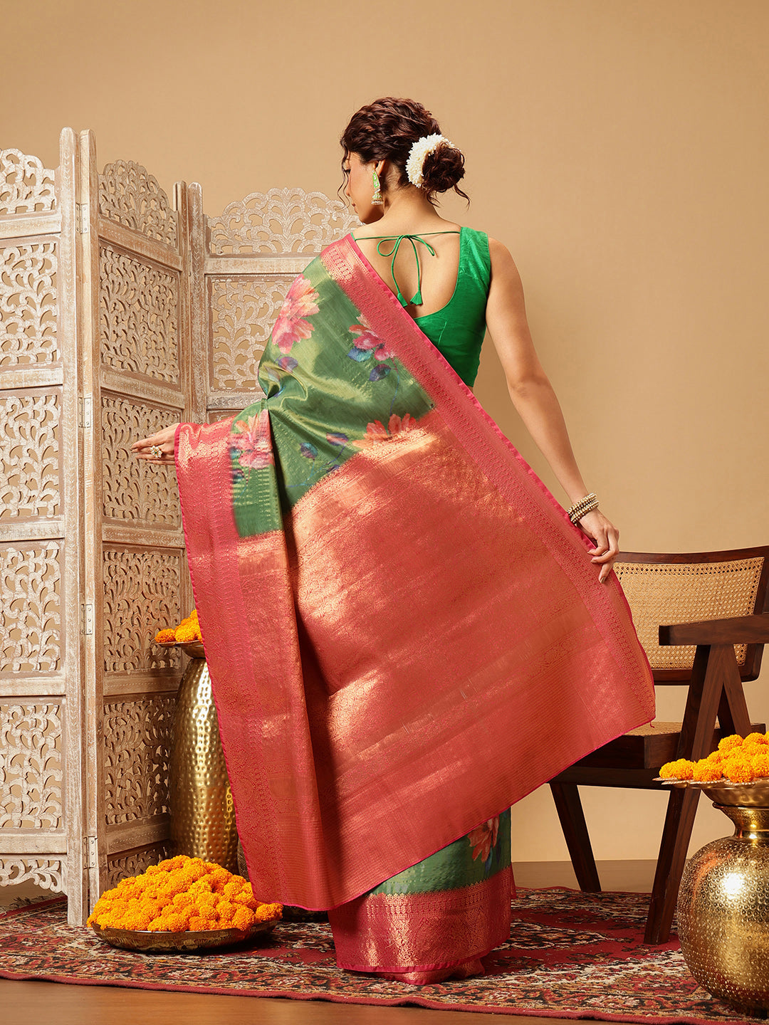 Crushed Tissue Silk Floral Digital Printed Saree