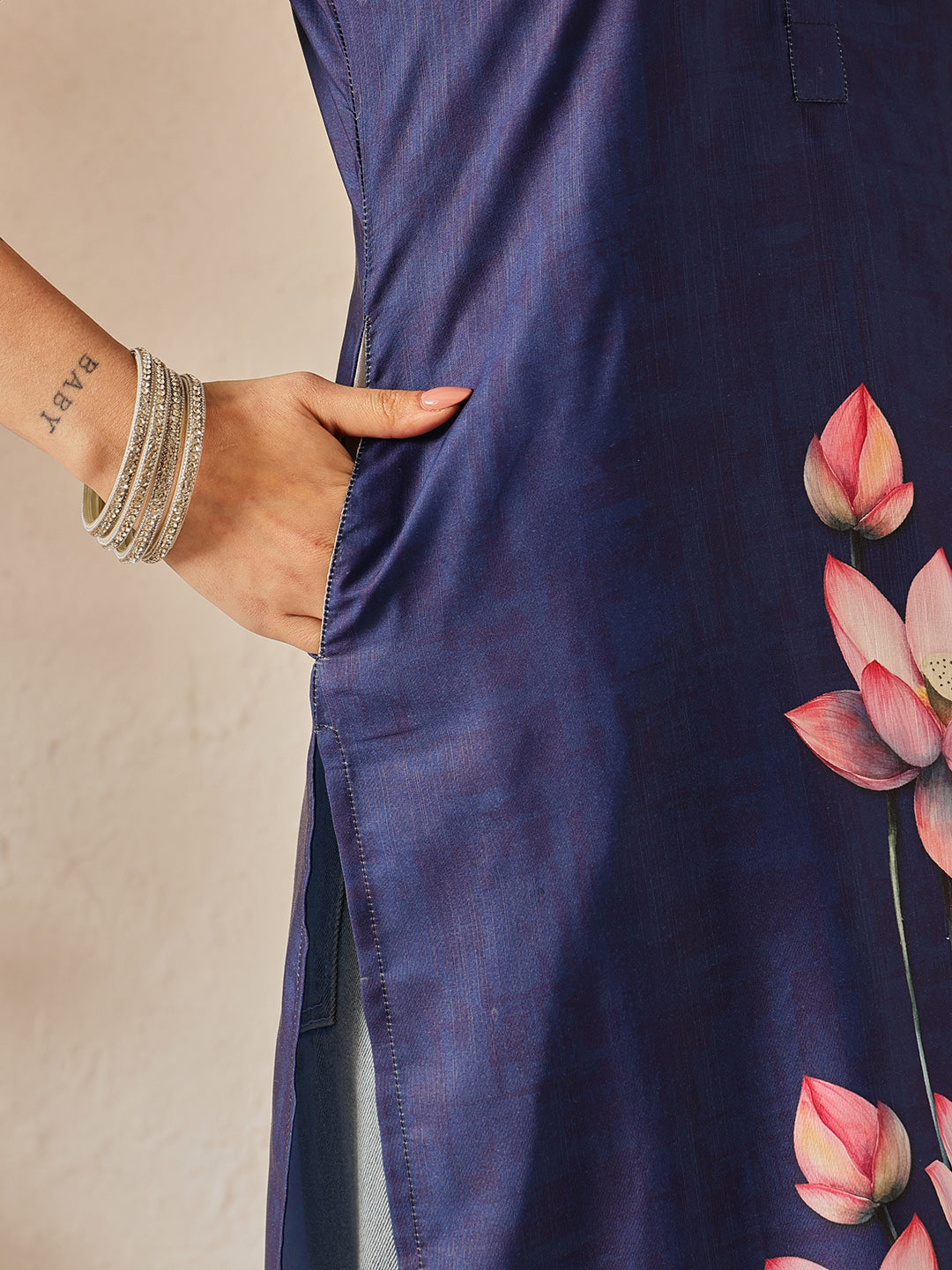 Women's Rayon Cotton Slub Regular Straight Printed Kurta