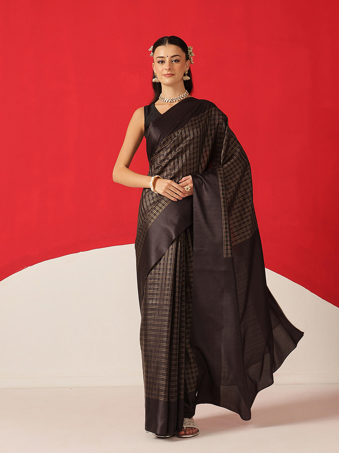 Digital Printed Tussar Silk Solid Checks Work Saree