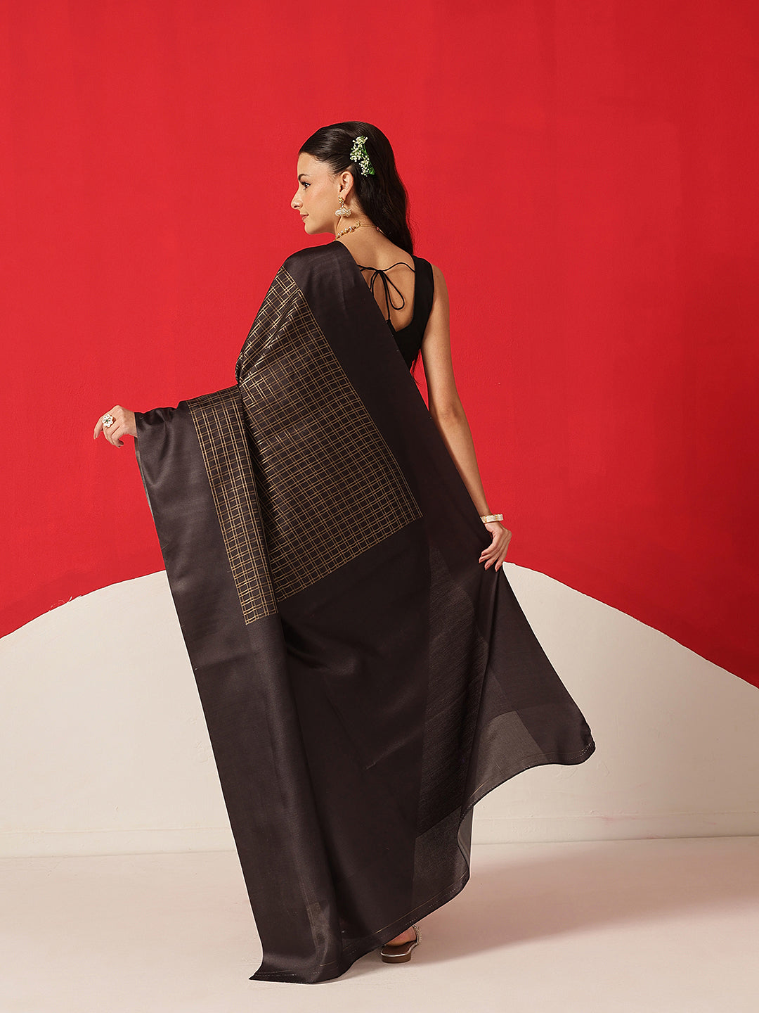 Digital Printed Tussar Silk Solid Checks Work Saree