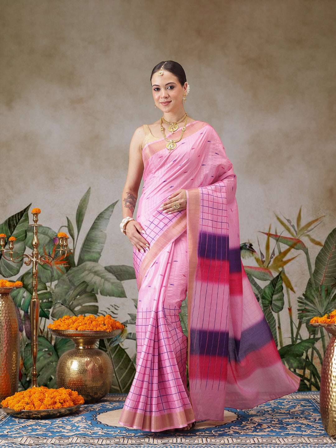 Digital Printed Half & Half Design Saree With Solid Blouse