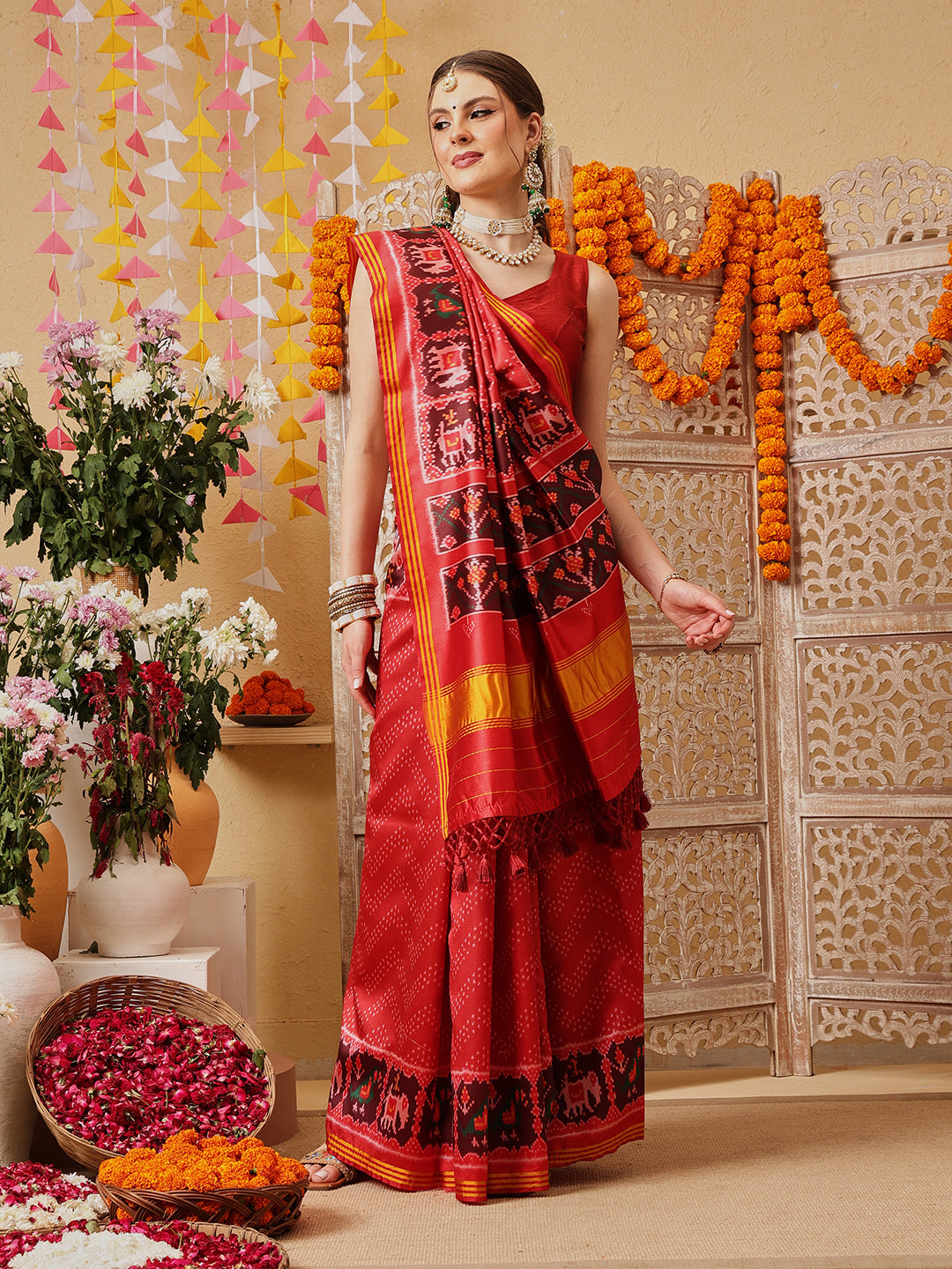 Double Ikkat Patola Printed Saree with Weaving Border & Pallu