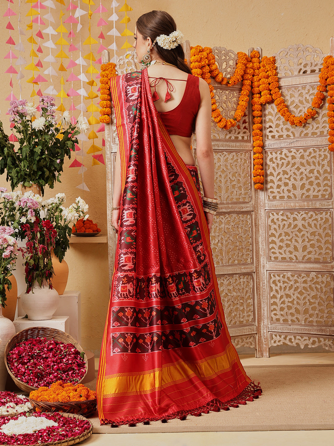 Double Ikkat Patola Printed Saree with Weaving Border & Pallu