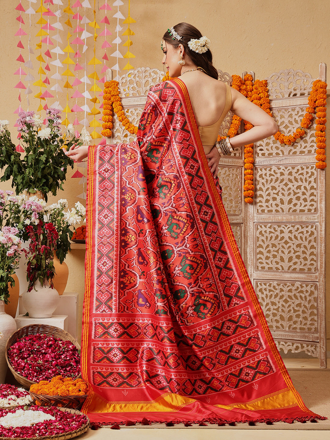 Double Ikkat Patola Printed Saree with Weaving Border & Pallu