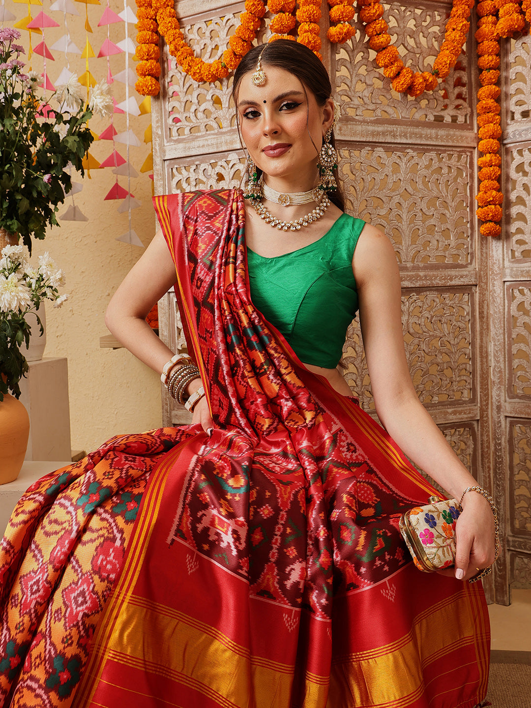 Double Ikkat Patola Printed Saree with Weaving Border & Pallu