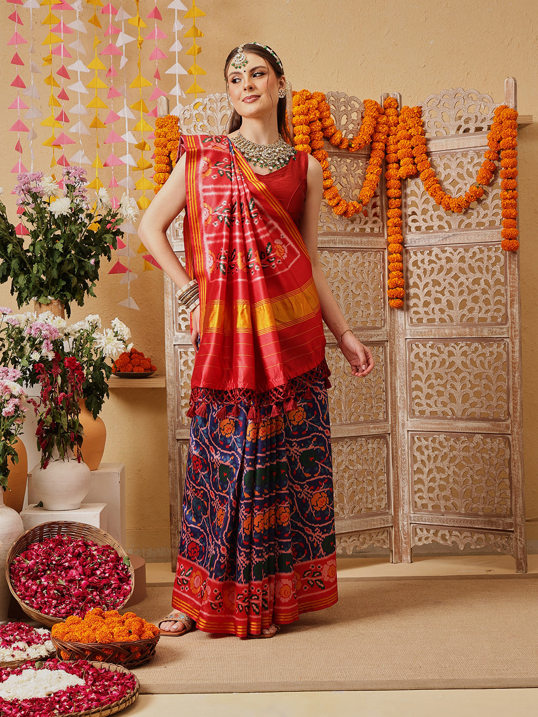 Double Ikkat Patola Printed Saree with Weaving Border & Pallu