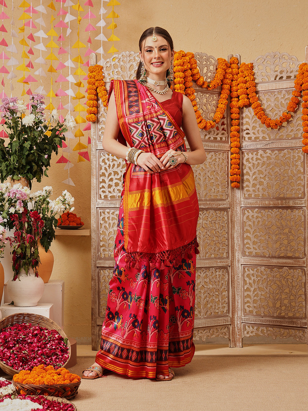 Double Ikkat Patola Printed Saree with Weaving Border & Pallu