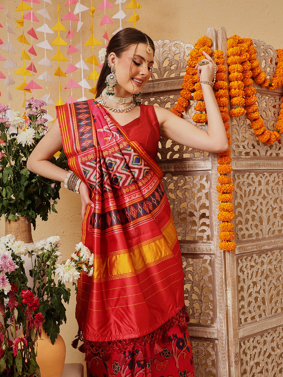 Double Ikkat Patola Printed Saree with Weaving Border & Pallu