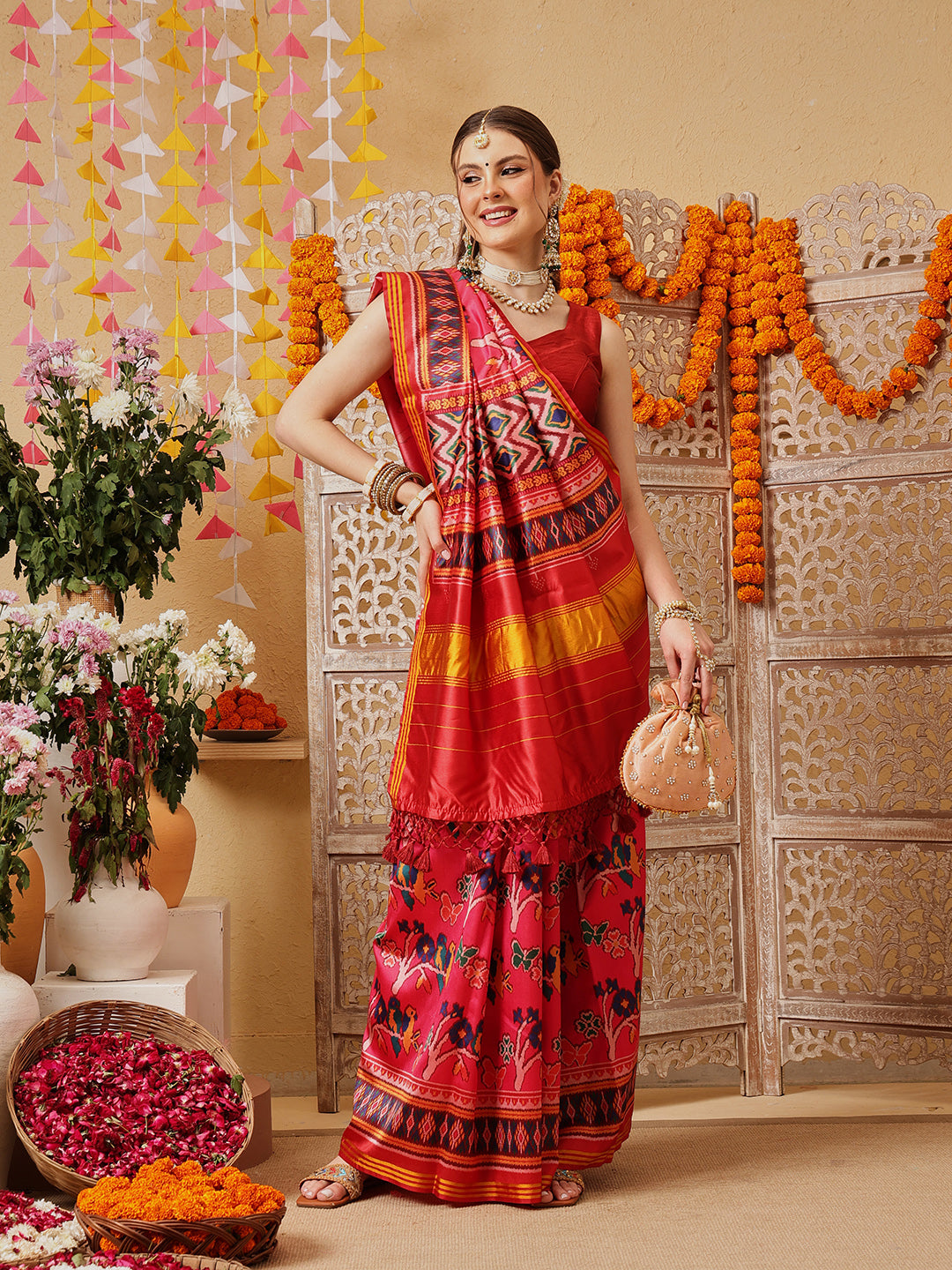 Double Ikkat Patola Printed Saree with Weaving Border & Pallu