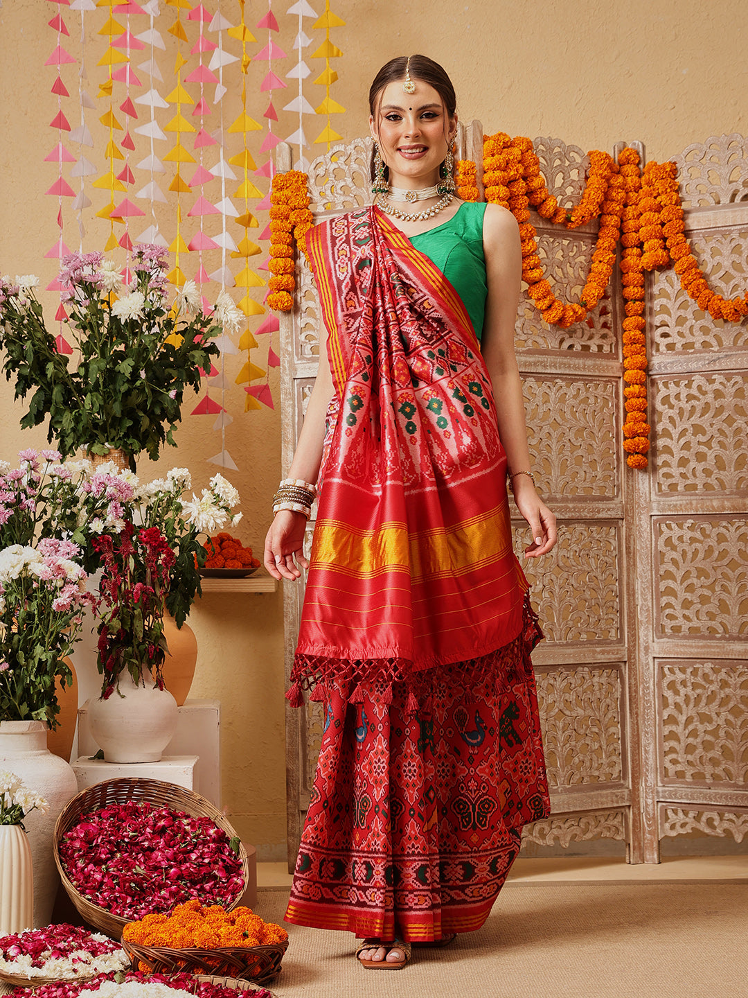 Double Ikkat Patola Printed Saree with Weaving Border & Pallu