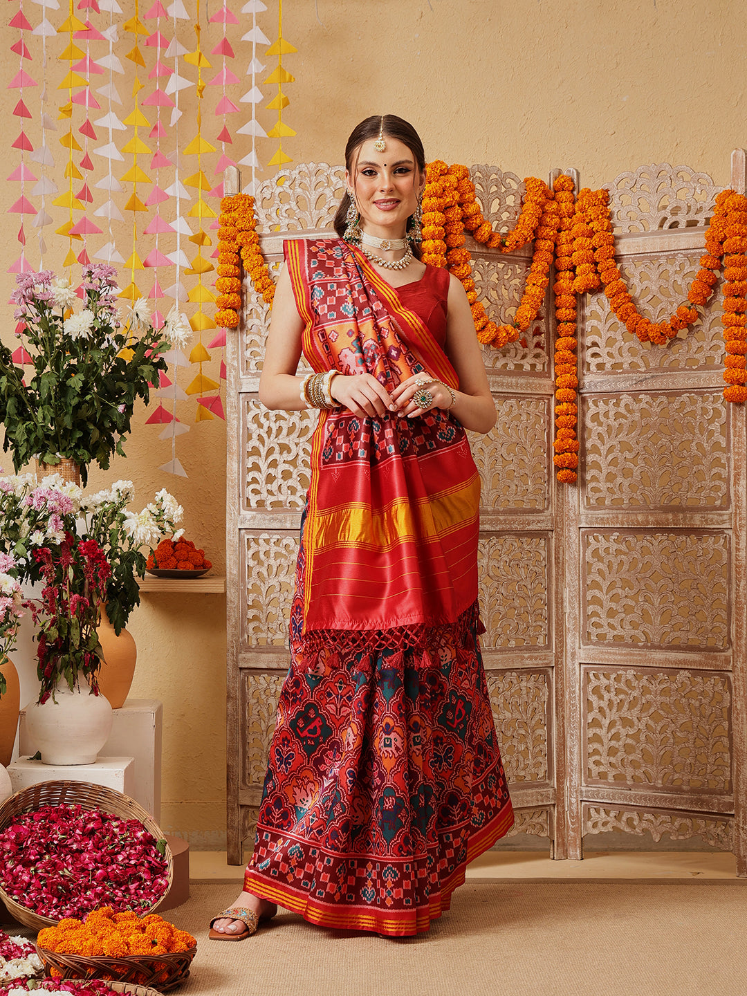Double Ikkat Patola Printed Saree with Weaving Border & Pallu