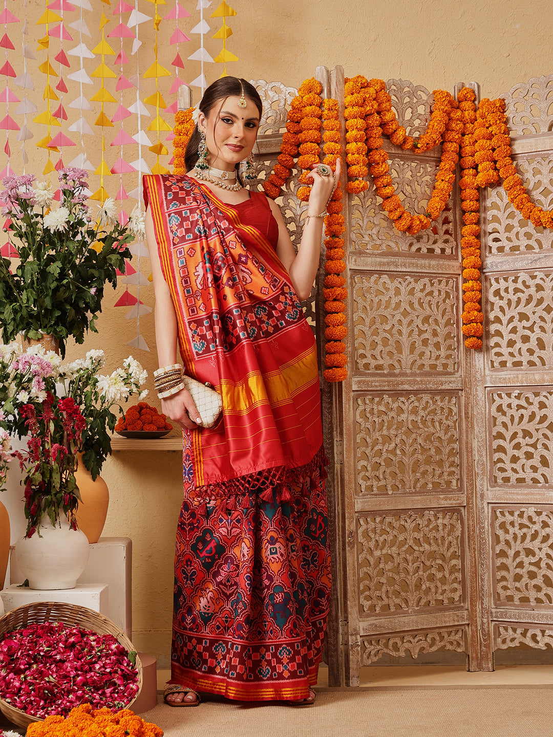 Double Ikkat Patola Printed Saree with Weaving Border & Pallu