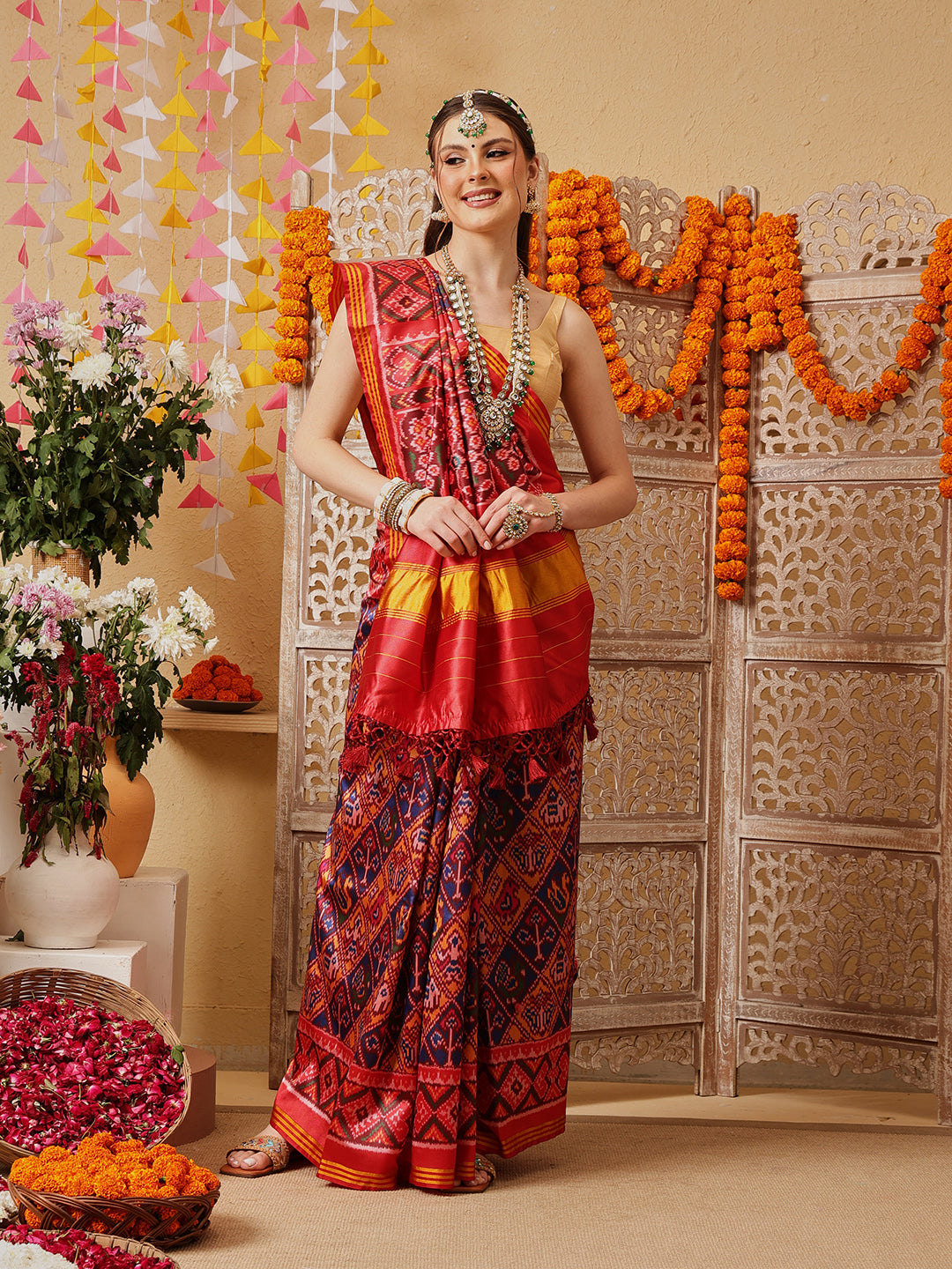 Double Ikkat Patola Printed Saree with Weaving Border & Pallu