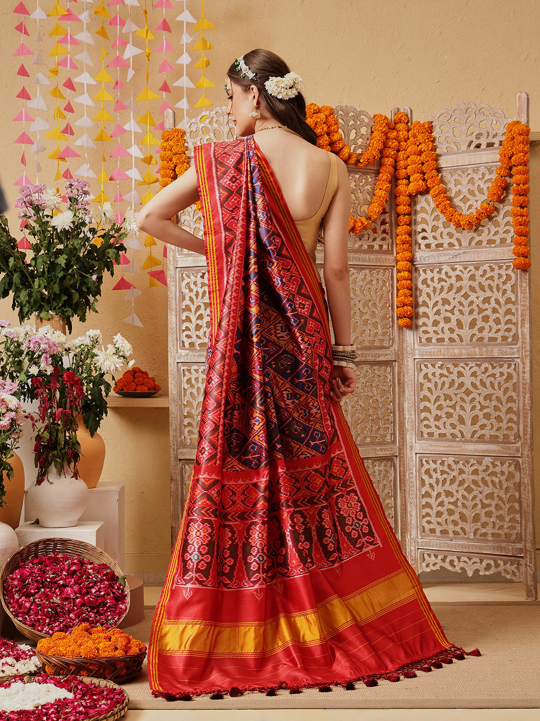 Double Ikkat Patola Printed Saree with Weaving Border & Pallu